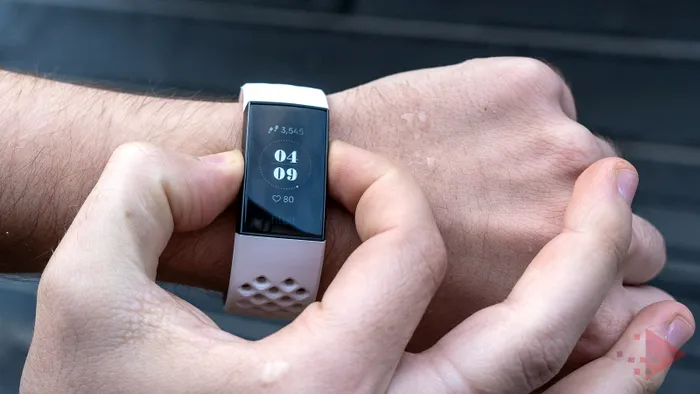 Fitbit Charge 3-4