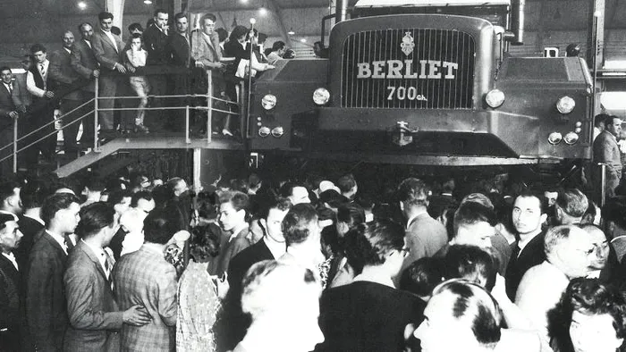 cel mai mare camion din lume berliet t100