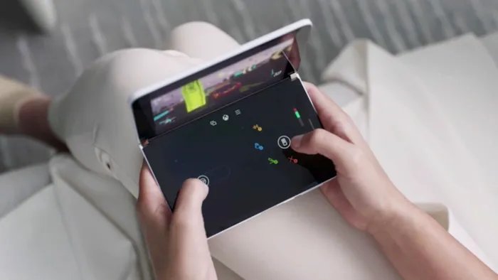 Microsoft-Surface-Duo-Android-doua-ecrane-telefon
