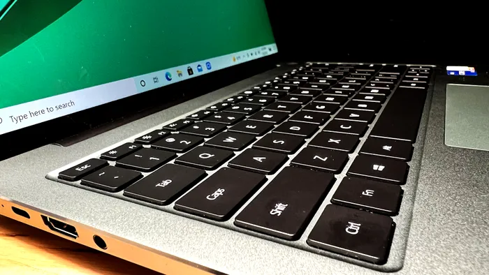 REVIEW Huawei MateBook 14s 8