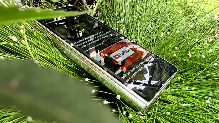 Samsung Galaxy Z Fold5 - închis