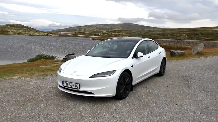 Tesla Model 3 Highland RWD