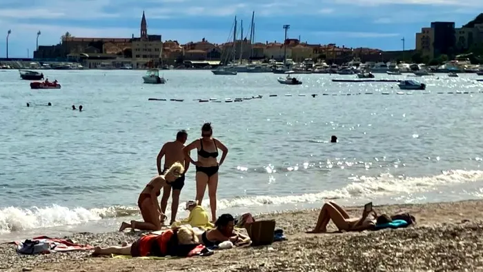 Budva este o destinație turistică populară pe coasta Adriaticii.