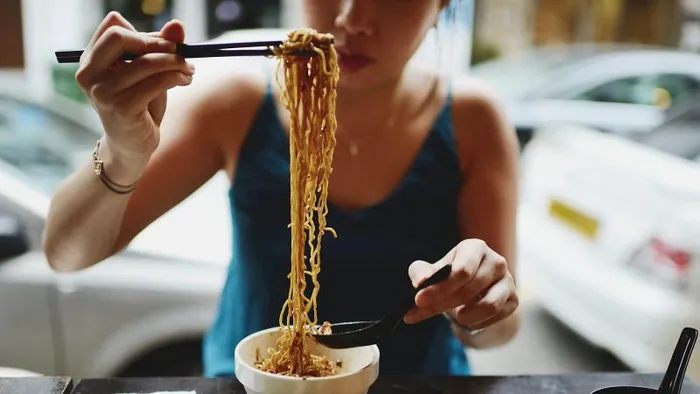Consiliul pentru Promovarea Sănătății din Singapore a lansat inițiative menite să încurajeze alegeri alimentare mai sănătoase în rândul locuitorilor.