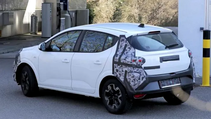 Noua Dacia Sandero facelift 1
