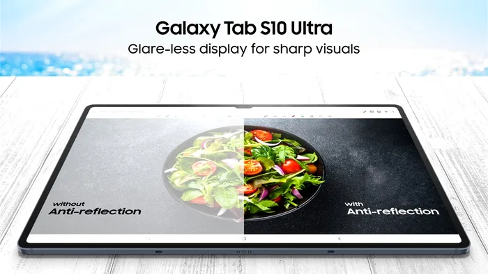 Ecranul generos al Galaxy Tab S10 Ultra folosește tehnologia Dynamic AMOLED 2X cu strat anti-reflexie, asigurând vizibilitate impecabilă chiar și în lumină puternică. În imagine se observă diferența dintre un display fără tratament anti-reflex (stânga) și unul cu tratament special (dreapta) – Tab S10 Ultra păstrează detaliile și culorile vii, indiferent de mediu.
