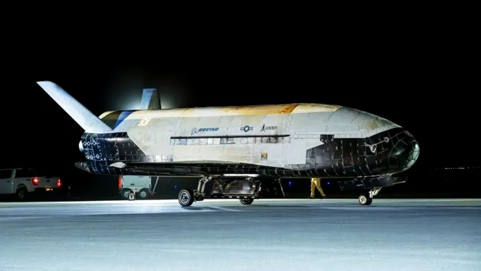 x-37b-avion-spatial 1