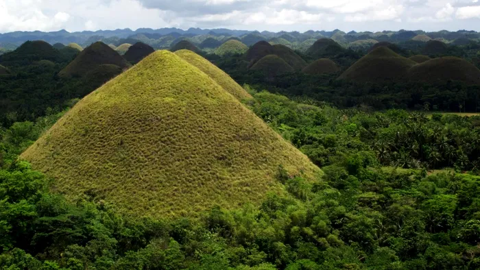 Dealurile de Ciocolată, Filipine