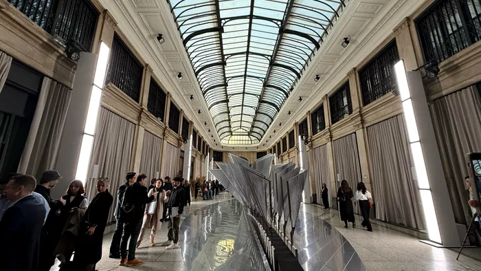 ASUS Zenbook Ceraluminium dezvăluit la Milano în ediție limitată