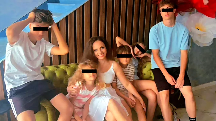 Raluca este mama a cinci copii.Sursa foto: arhivă personală