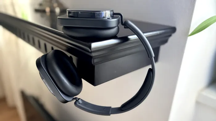 Nothing Headphone (1) par grosuțe, dar nu le simți pe cap