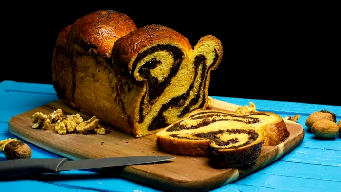 Află secretul cozonacului pufos: cum să eviți crăpăturile în cuptor și să obții desertul perfect de sărbători