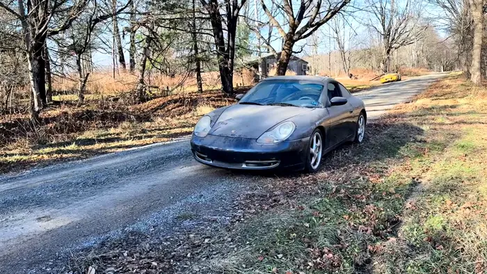 masini scumpe abandonate restaurate