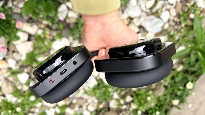Portul USB Type-C lângă o mufă stereo 3.5mm este o raritate în 2026