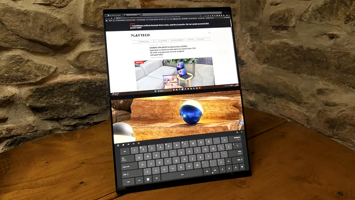 Tastatura virtuală de la ASUS Zenbook DUO UX8407 este surprinzător de eficientă