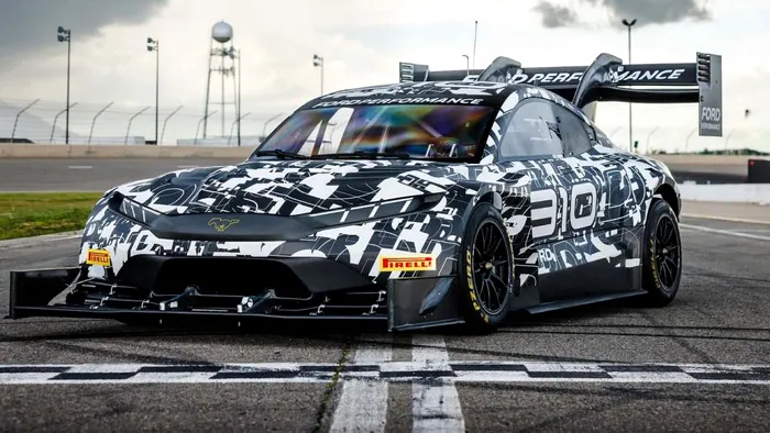Super Mustang Mach-E
