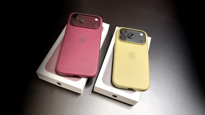 Accesoriile originale Apple continuă să fie cea mai bună și calitativă soluție pentru a-ți proteja prețiosul telefon