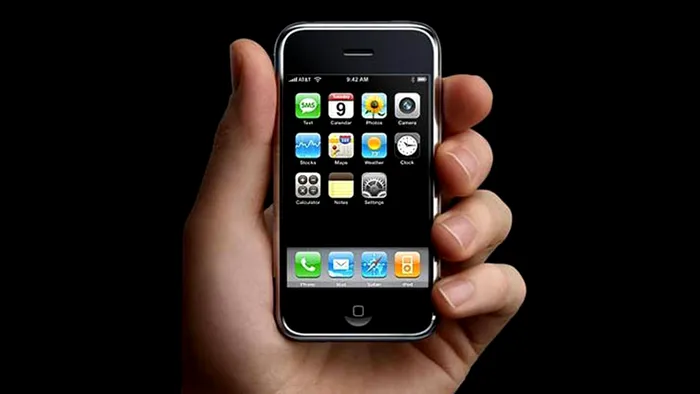 Primul iPhone