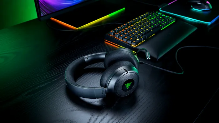 Razer lansează Kraken V4 X Sensa HD Haptics Edition