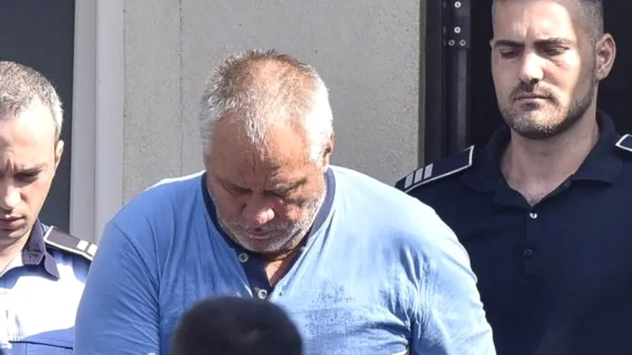 Gheorghe Dincă, dublă identitate