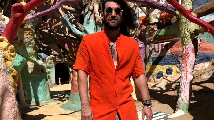 Câți bani cere Smiley pentru un concert?