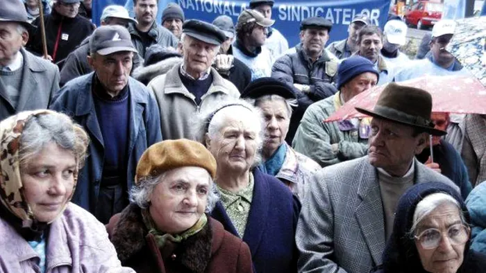 Pensii 2020. Toți pensionarii din România sunt vizați. Ce se întâmplă acum cu punctul de pensie și cu pensia minimă