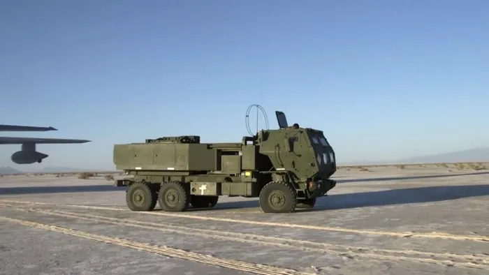 Ungaria se pregătește de război. Viktor Orban a dat ordin câte utilaje de luptă se cumpără