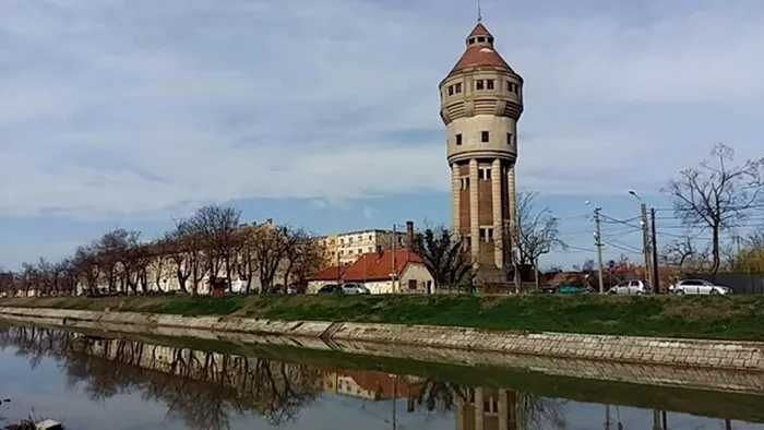 Se restaureaza Turnul de apa din Timisoara