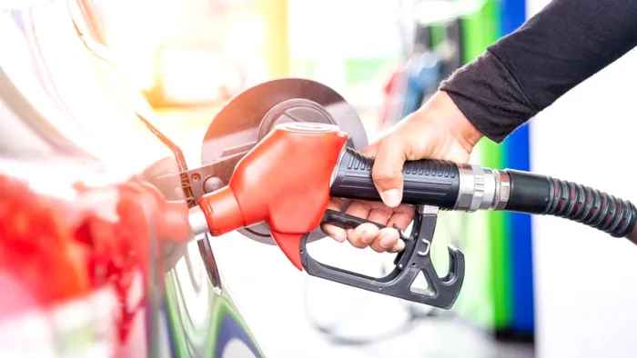 Anunțul dimineții pentru șoferii cu mașini pe benzină și motorină. Ce face Statul în acest moment