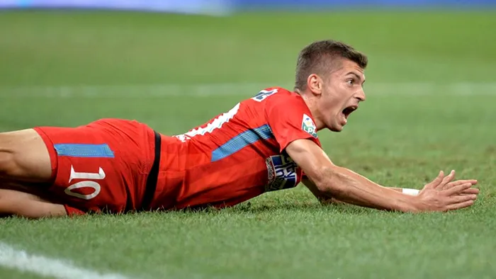 Florin Tănase a comis-o. A uitat de traficul din Capitală și a mers pe linia tramvaiului