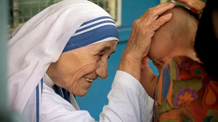 Minunile Maicii Tereza. Cum a salvat un bărbat de la moarte, din mormânt. Papa Francisc, uluit!
