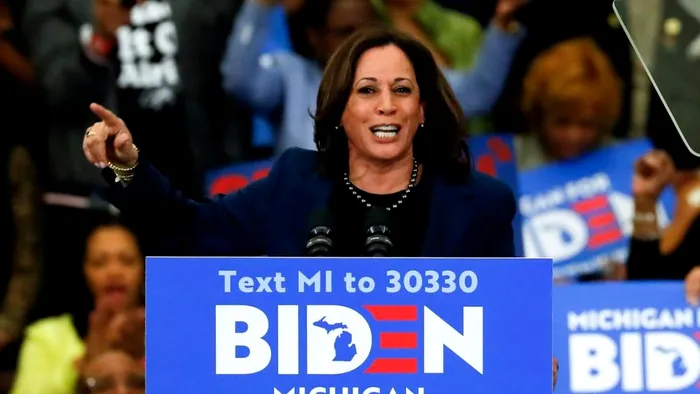 Cine este Kamala Harris? 