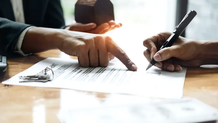 În ce cazuri se poate schimba numele și cât costă