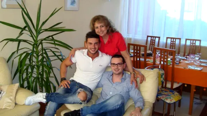 Dorian Popa, fratele sau, Ciprian, si mama lor
