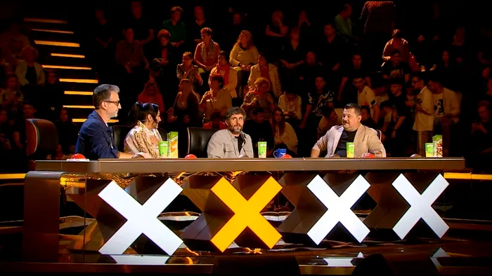 Bobonete și Andra au făcut mișto de salariul Andreei Esca. Suma cu multe zerouri pe care ar încasa-o știrista Pro TV: “Și bonuri de masă”