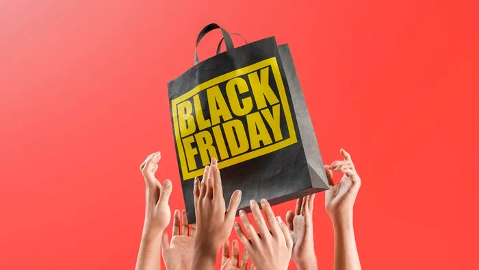 Pe ce dată pică Black Friday în 2024. A mai rămas puțin până când sute de mii de români vor da iama în magazine