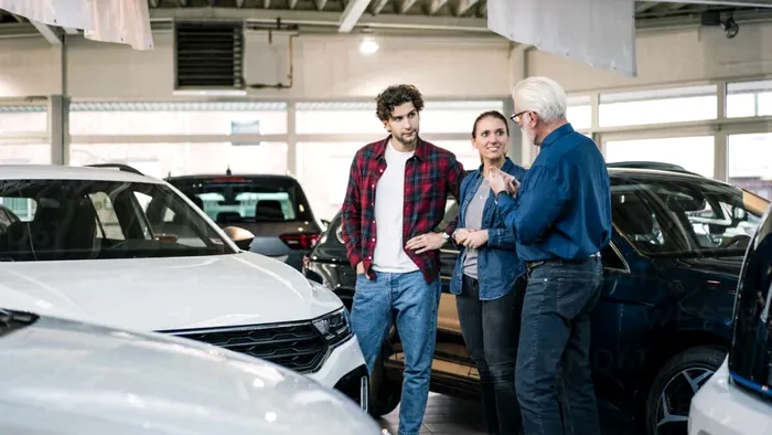 Metoda germană care salvează şi 100 de lei la un plin de carburant.