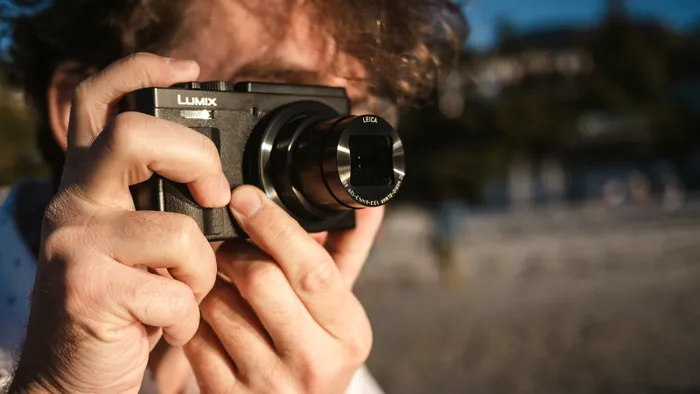 Panasonic lansare Lumix