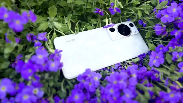 REVIEW HUAWEI P60 Pro - spate în flori