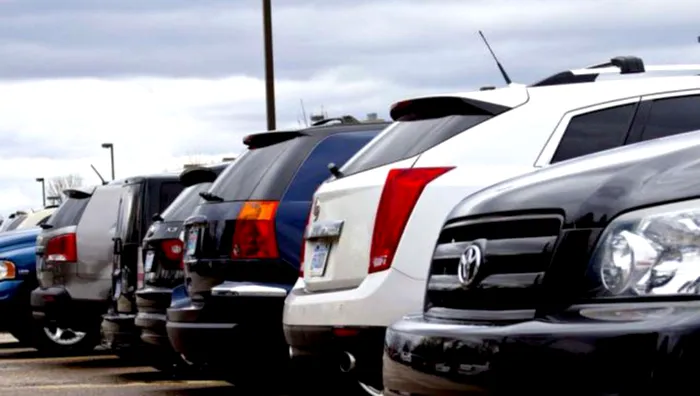 Mașini la vânzare de la 800 de lei