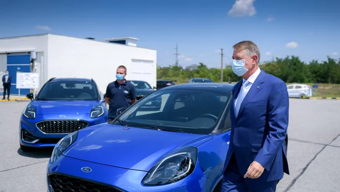Klaus Iohannis a testat un model de la Ford
