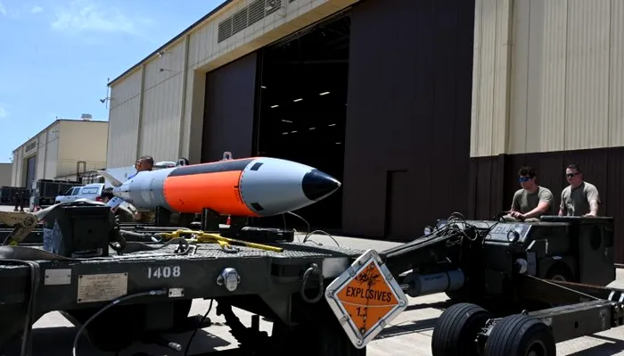 Bomba Gravitationala Nucleara B61-12