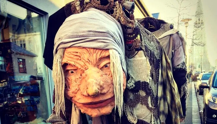 poveste-gryla-islanda-vrajitoare-craciun-3