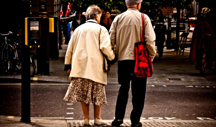 Se schimbă pragul de impozitare a pensiilor. Noua formulă de calcul valabilă de la 1 octombrie