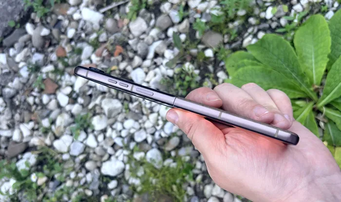 Motorola RAZR 70 Ultra - specificații tehnice