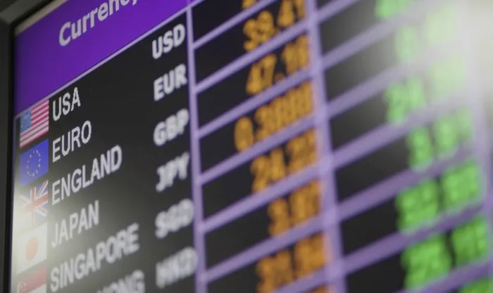 Curs BNR pentru vineri, 9 octombrie 2020. Cât costă, astăzi, un euro?