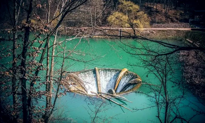 Barajul-Vida-din-Luncasprie1