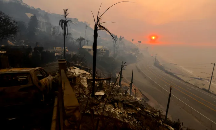 Incendii Los Angeles