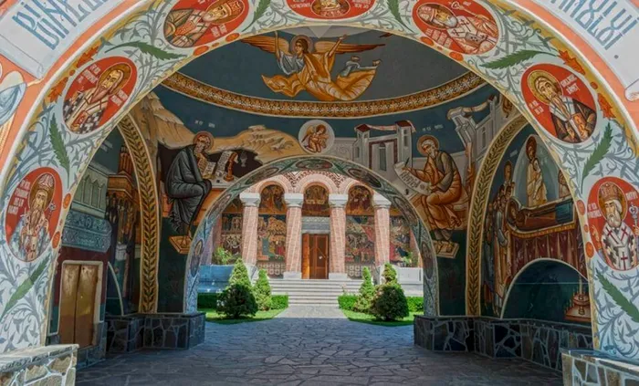 Destinația de lângă București care ascunde un mare secret. Este unică în România, nu mulți știu de ea