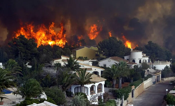 MAE, alertă de călătorie pentru Spania. Se anunță incendii de vegetație în Malaga 